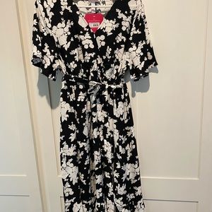NWT Maternity Floral Midi Dress